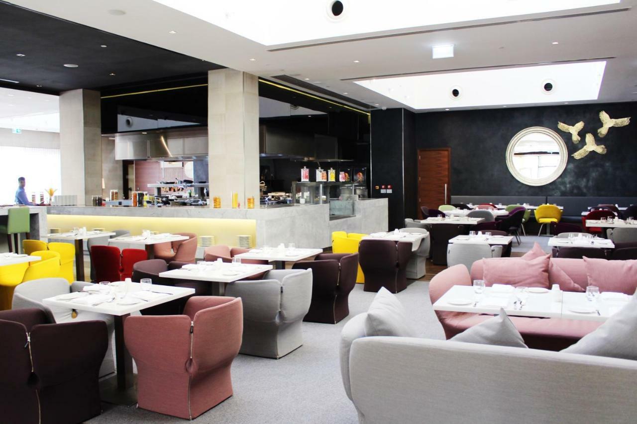 Hyatt Place Dubai Wasl District Residences Екстер'єр фото